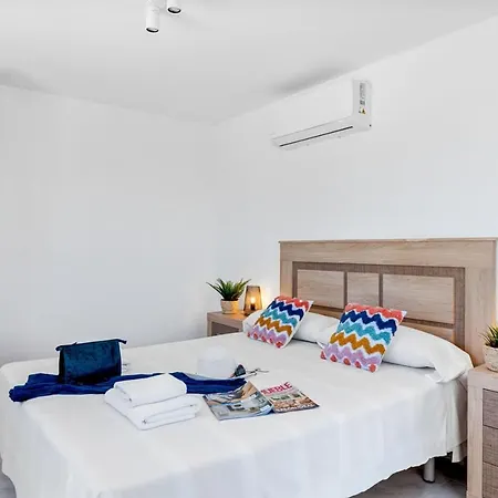 Meile - Plusholidays Empedrola