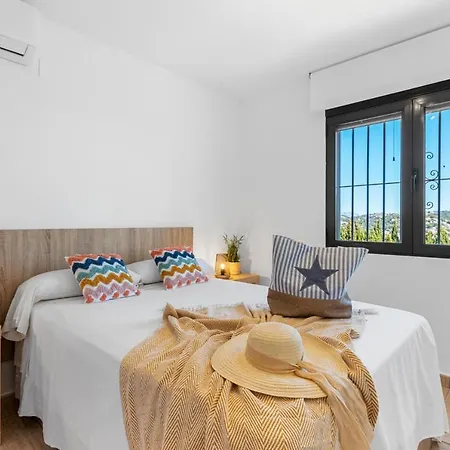 Meile - Plusholidays Villa