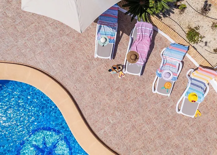 Meile - Plusholidays Villa