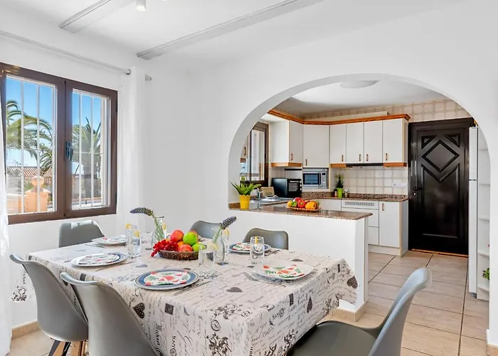 Villa Meile - Plusholidays *