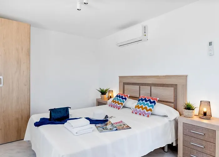 Meile - Plusholidays Empedrola