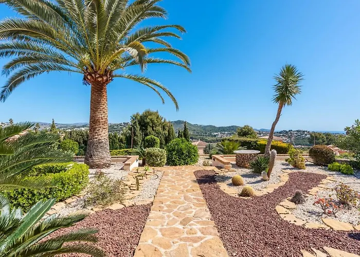 Meile - Plusholidays Villa