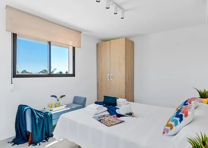 Meile - Plusholidays Empedrola