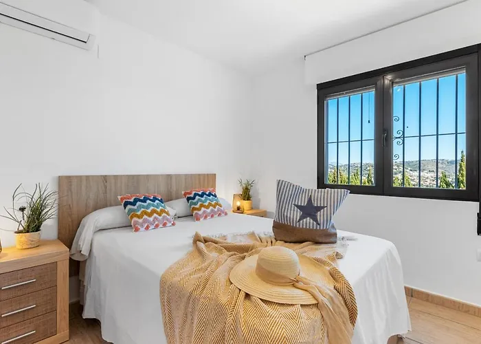 Meile - Plusholidays Villa